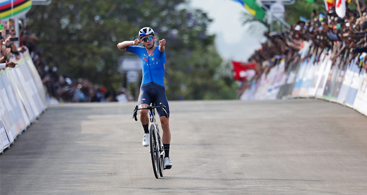 Lorenzo Finn finishes solo and wins the Men Under 23 Road Race in Kigali