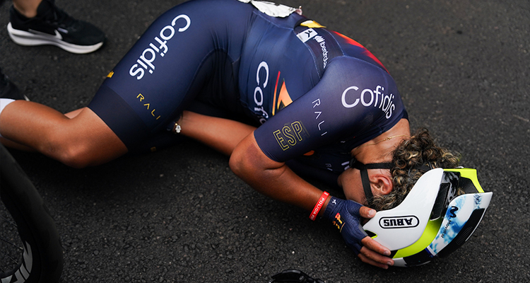 Paula Ostiz Taco is very happy after becoming Women Junior World Champion in Kigali